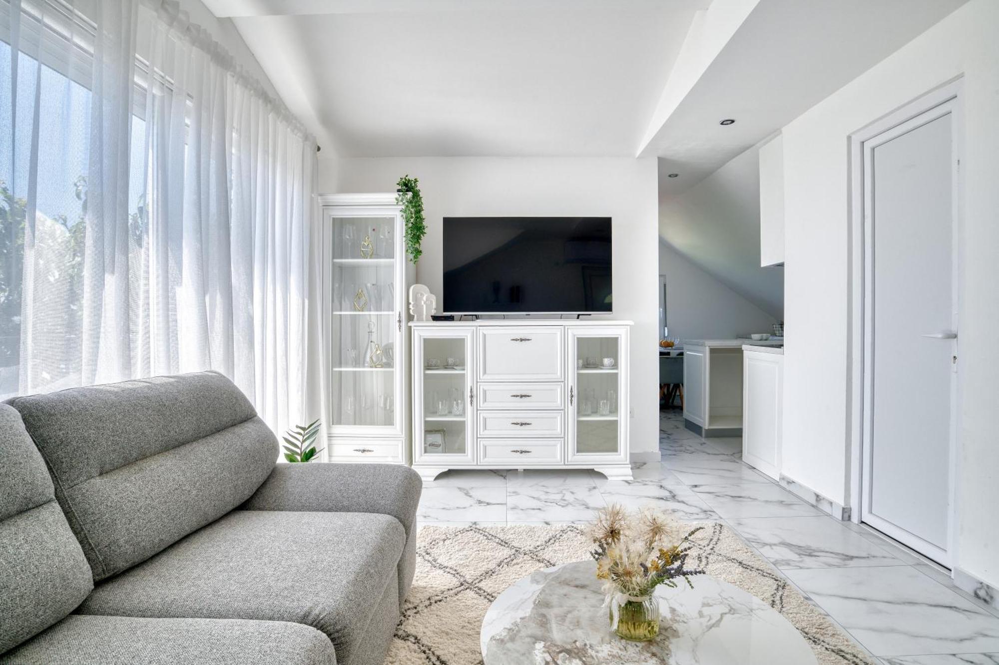 Apartment Paradise Kotor Bagian luar foto