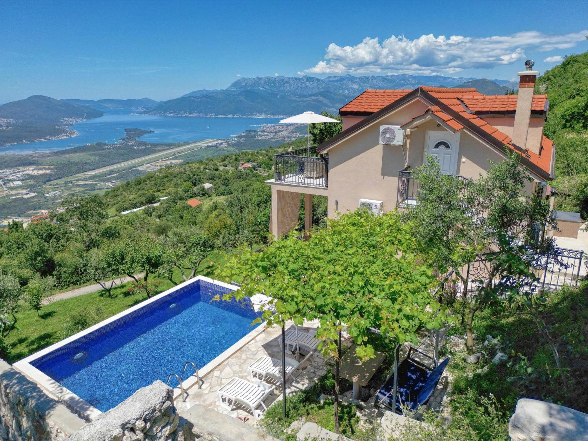 Apartment Paradise Kotor Bagian luar foto